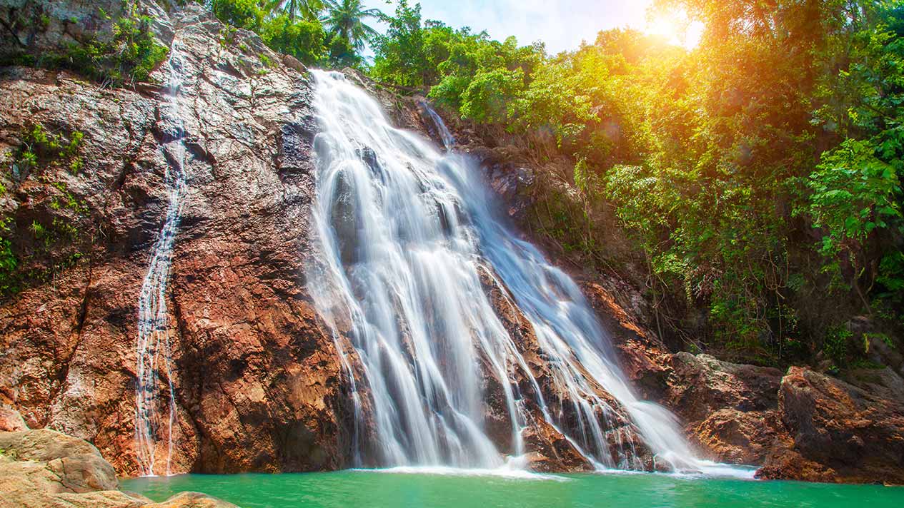 Na Muang Waterfall
                      